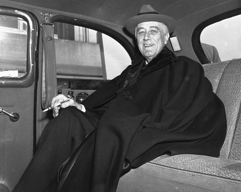 Franklin Delano Roosevelt in Car